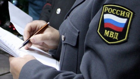 Полицейские Избербаша изъяли у местного жителя синтетические наркотики